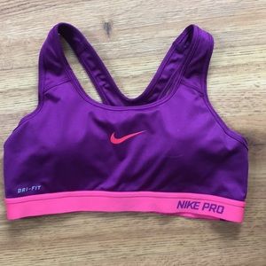 Nike Pro Sports Bra